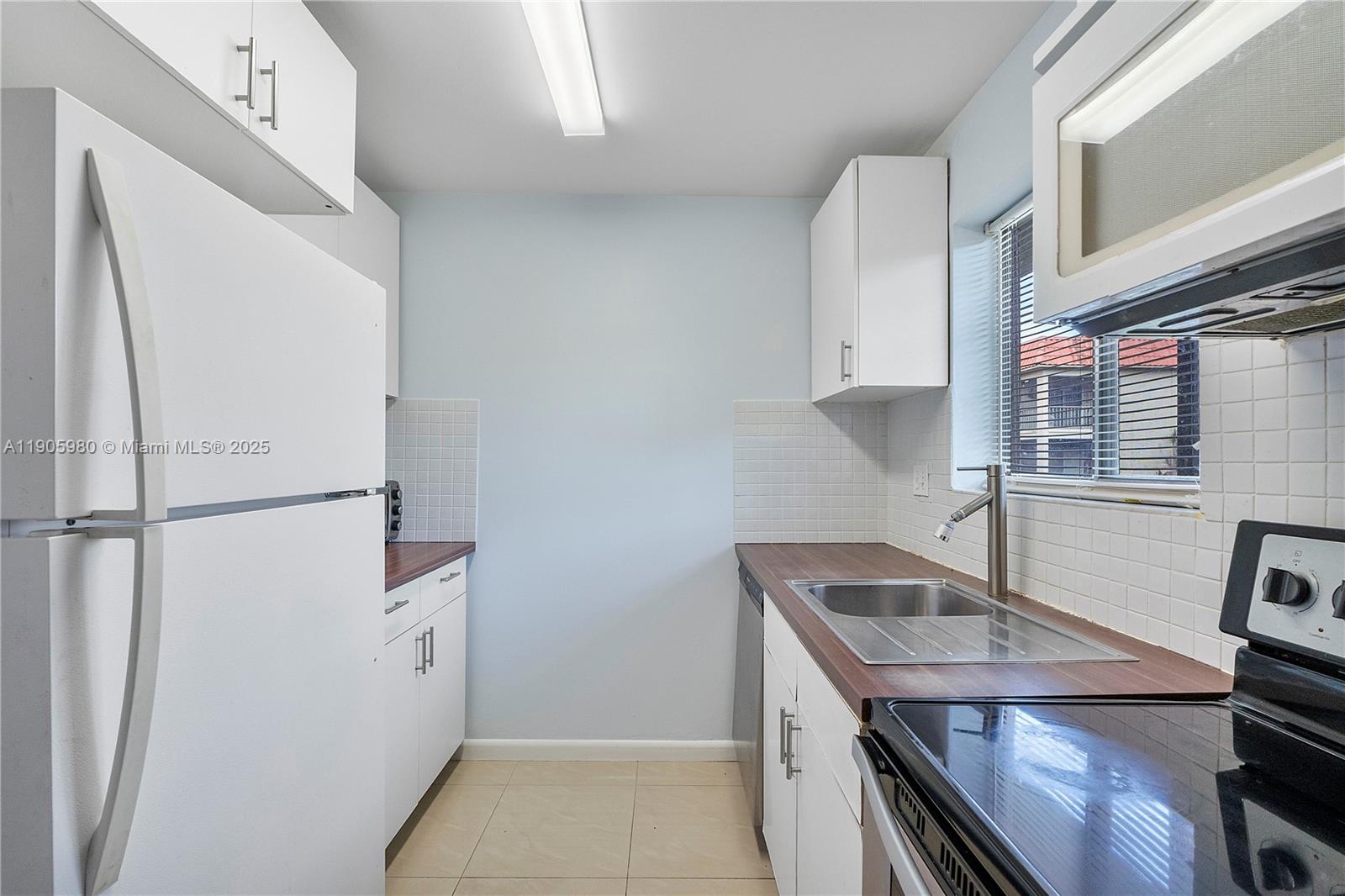 FOREST HILL GARDENS CONDO - Residential Lease