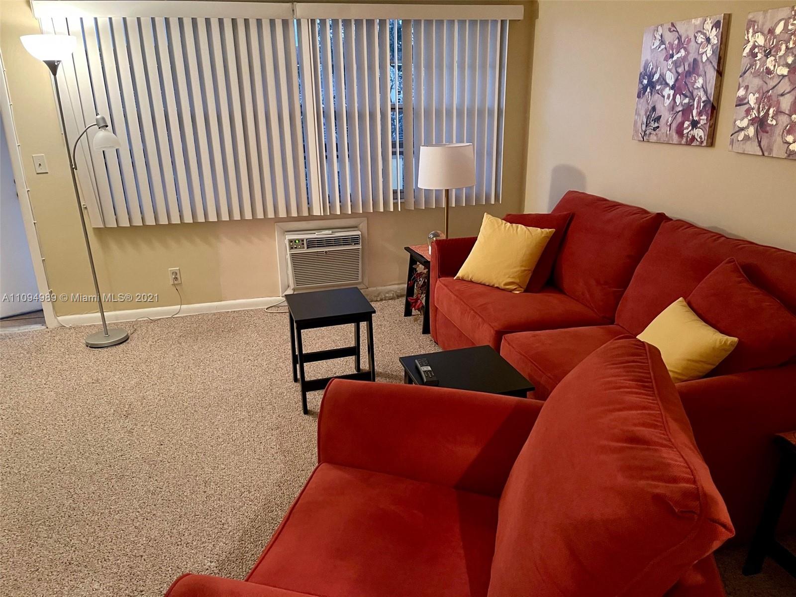 SUFFOLK AT CENTURY VILLAG - Residential