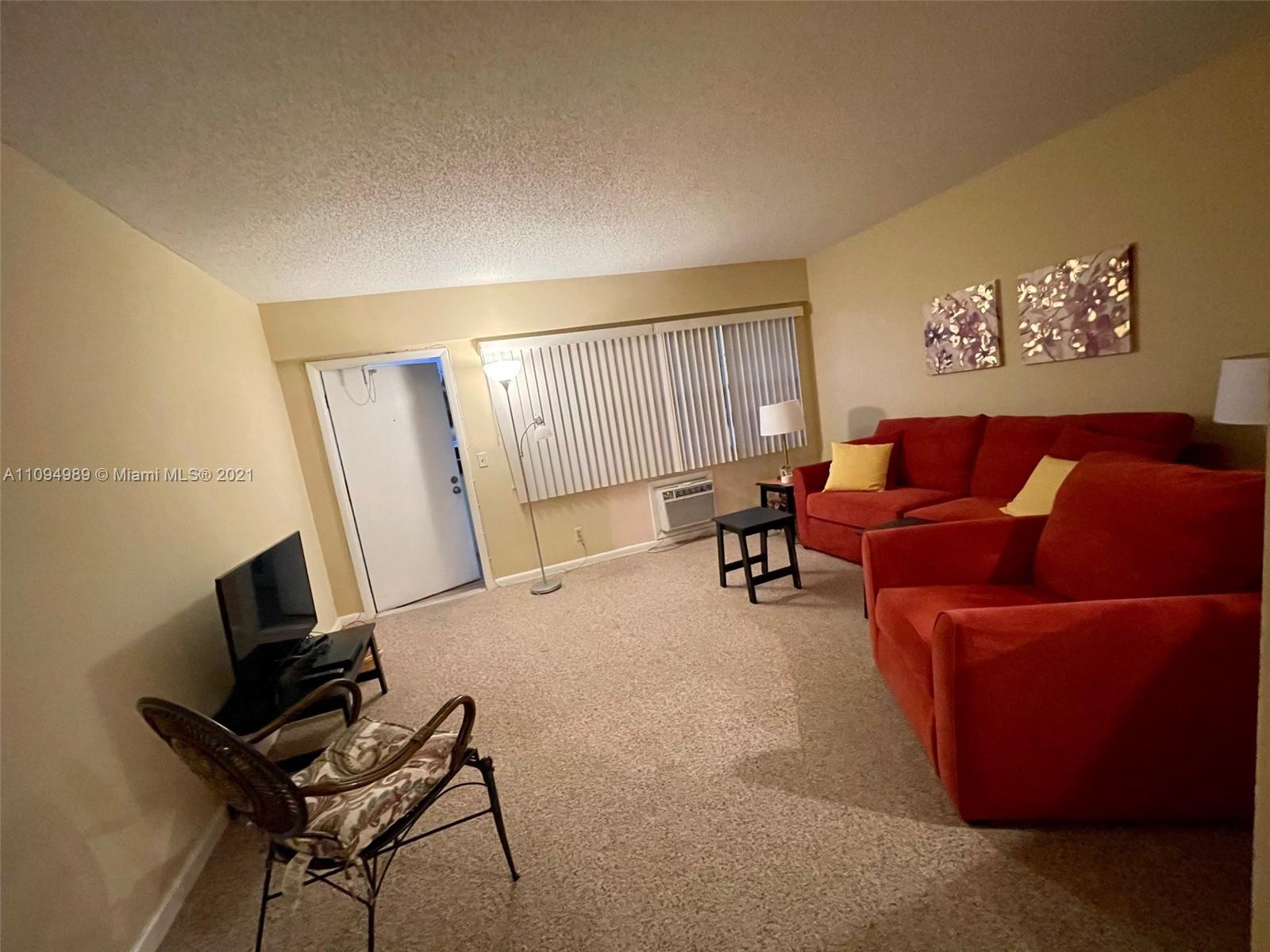 SUFFOLK AT CENTURY VILLAG - Residential