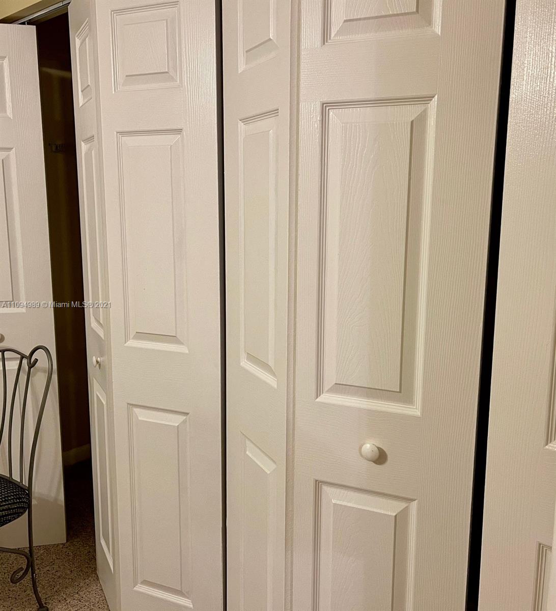 SUFFOLK AT CENTURY VILLAG - Residential