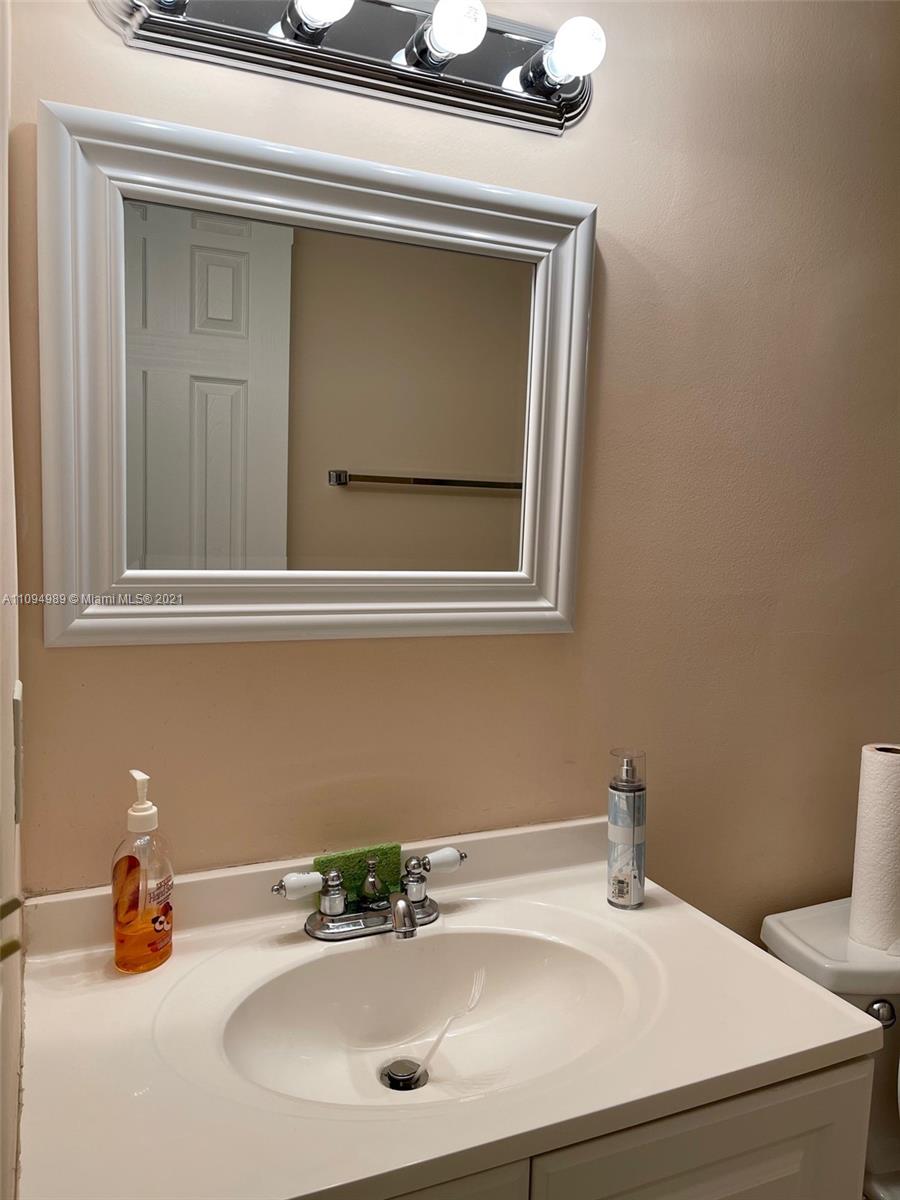 SUFFOLK AT CENTURY VILLAG - Residential