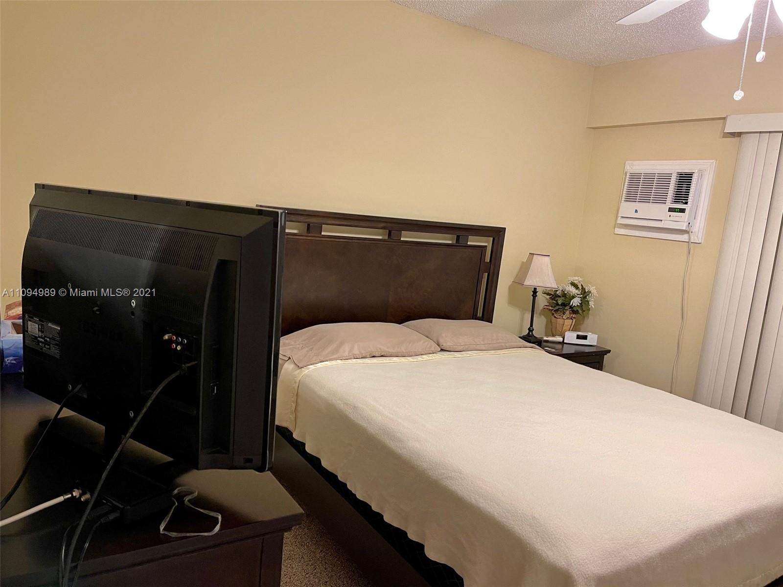 SUFFOLK AT CENTURY VILLAG - Residential