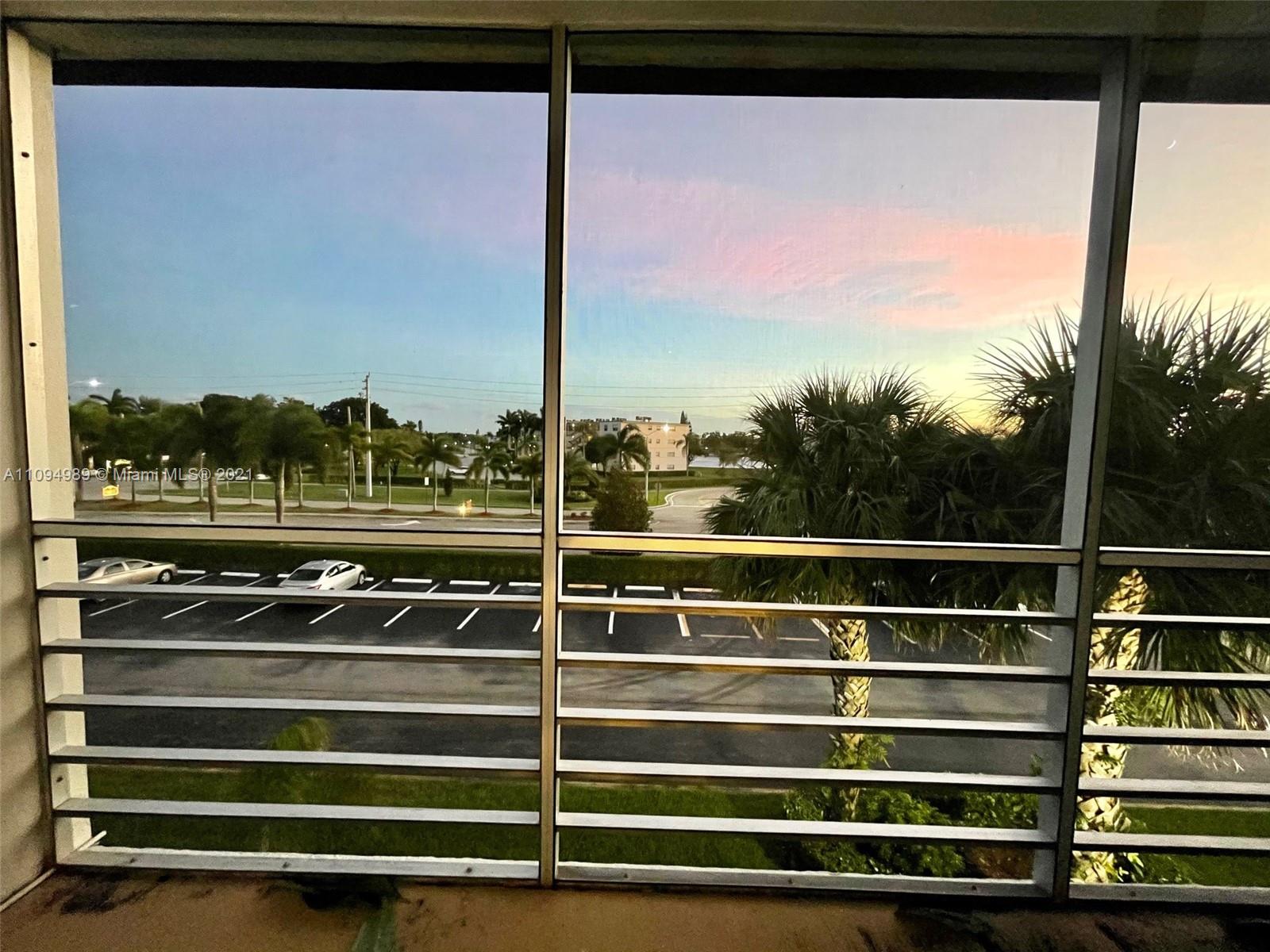 SUFFOLK AT CENTURY VILLAG - Residential