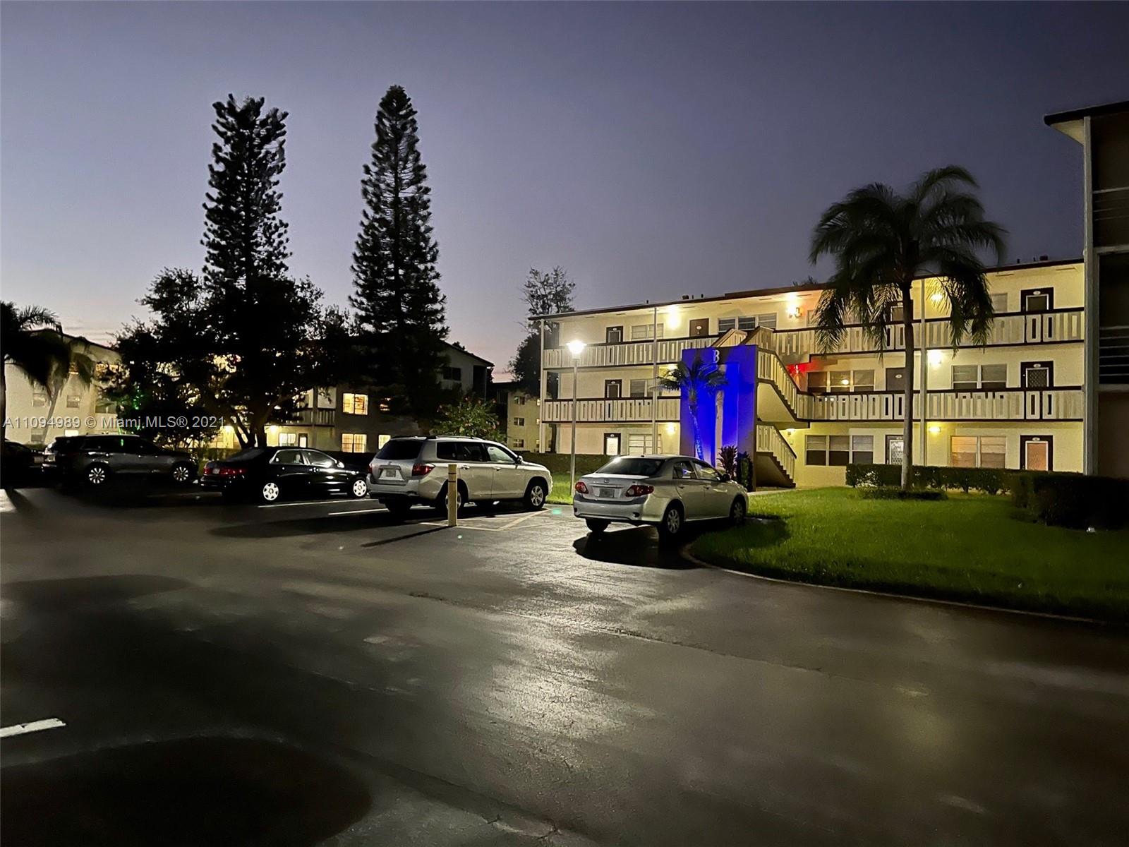 SUFFOLK AT CENTURY VILLAG - Residential