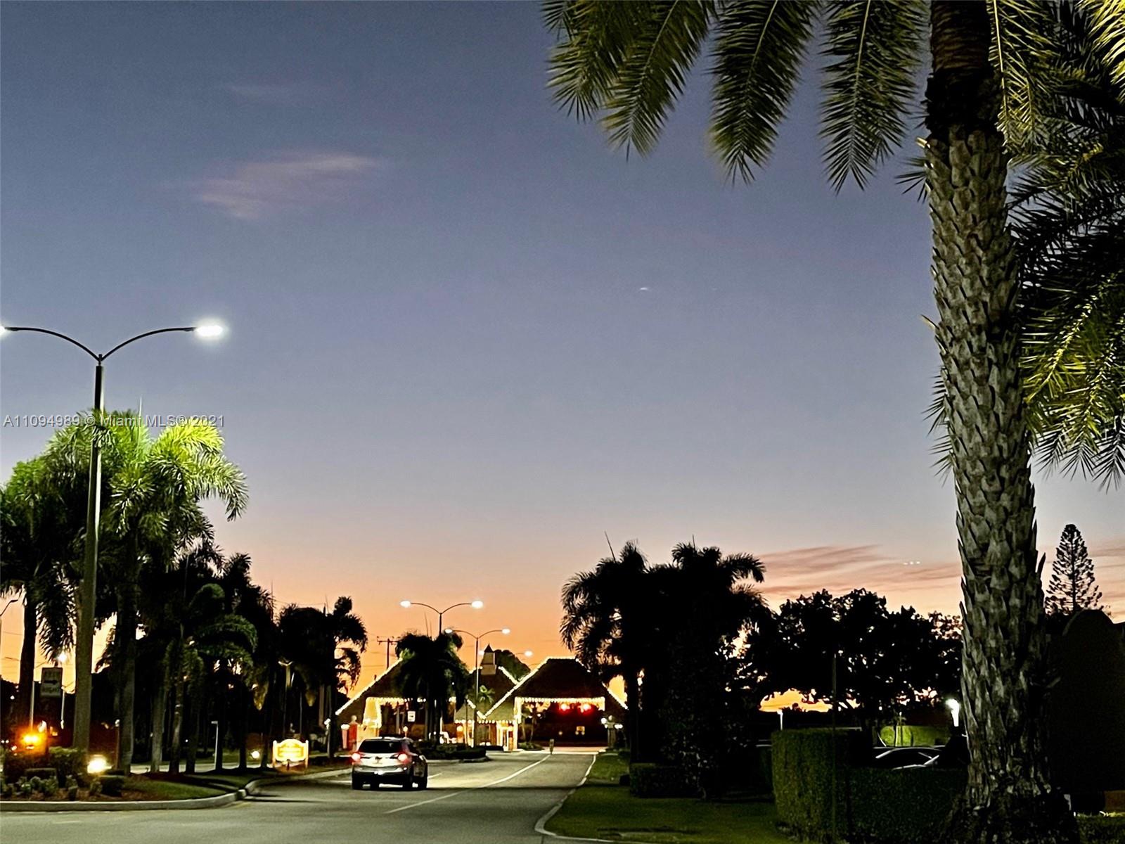 SUFFOLK AT CENTURY VILLAG - Residential