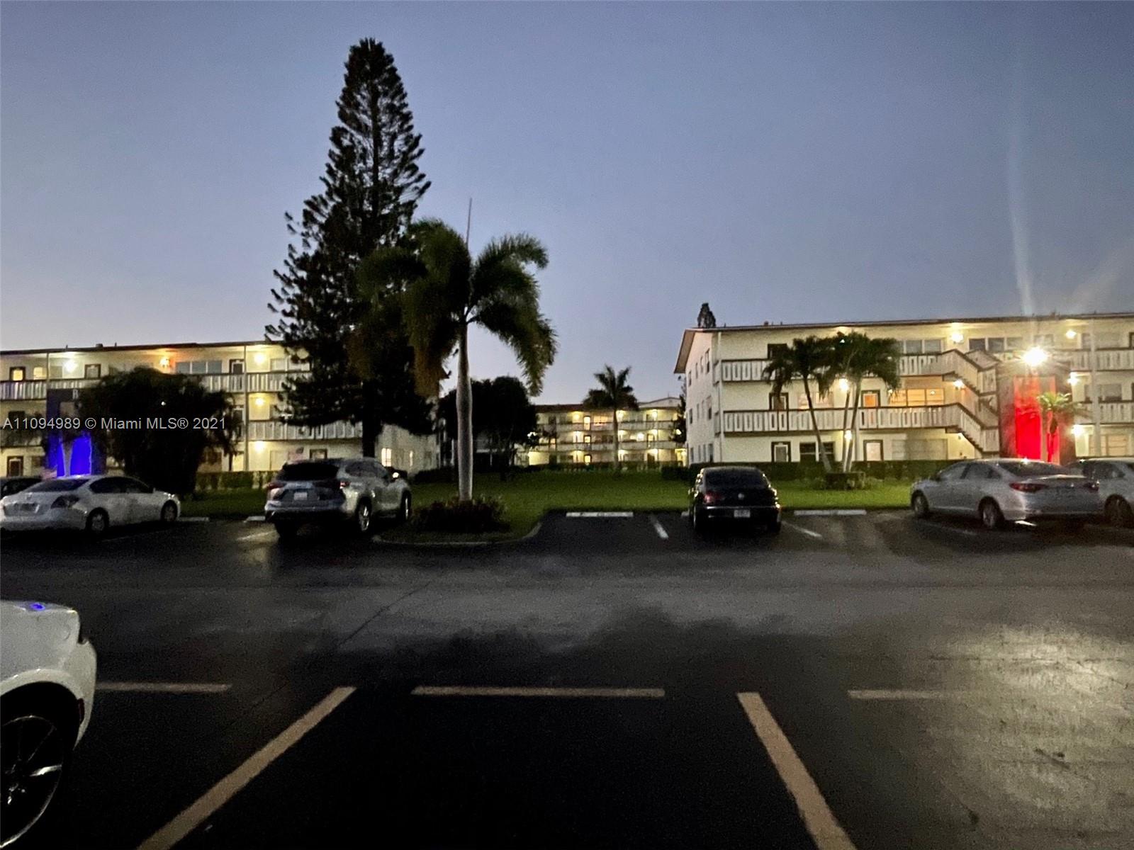 SUFFOLK AT CENTURY VILLAG - Residential