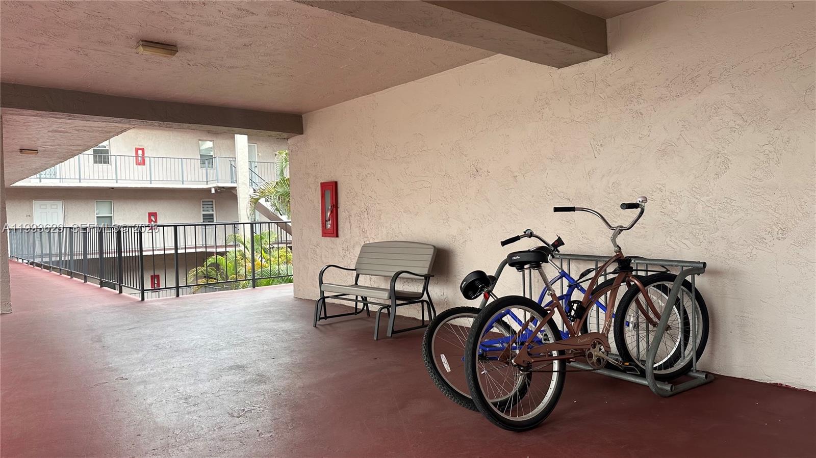 SOMERSET NO 1 CONDO - Residential