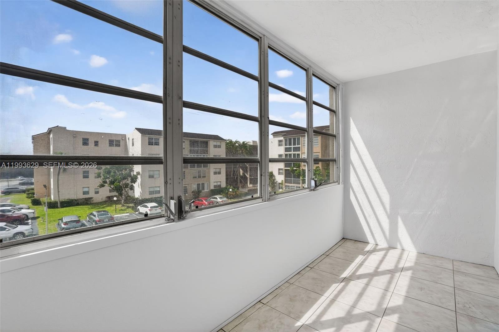 SOMERSET NO 1 CONDO - Residential