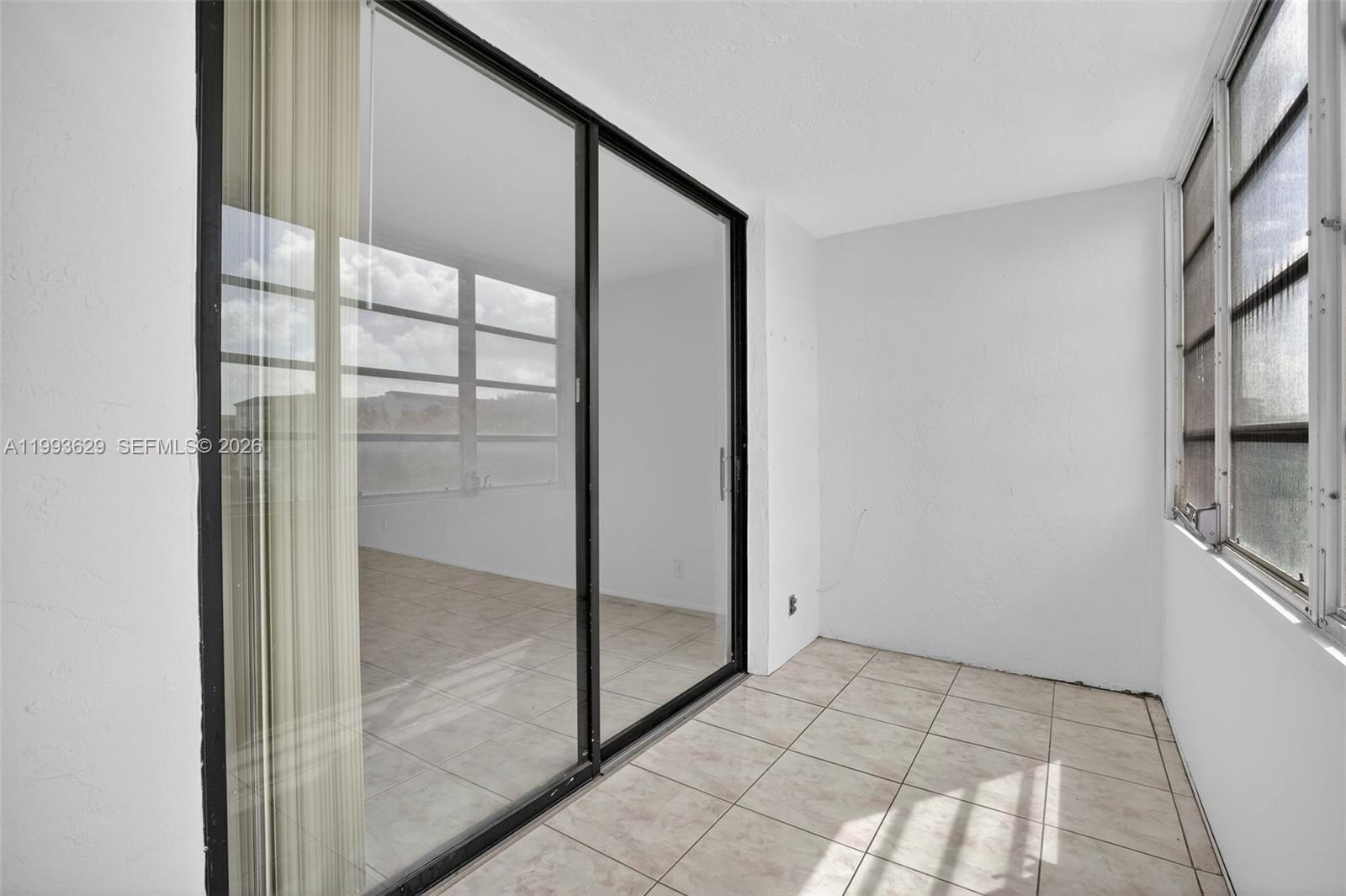 SOMERSET NO 1 CONDO - Residential