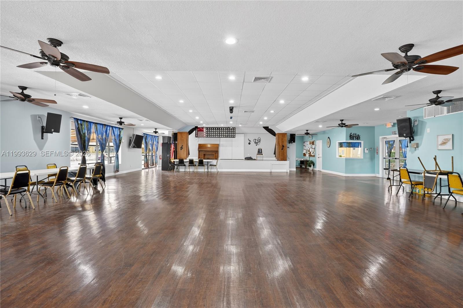 SOMERSET NO 1 CONDO - Residential