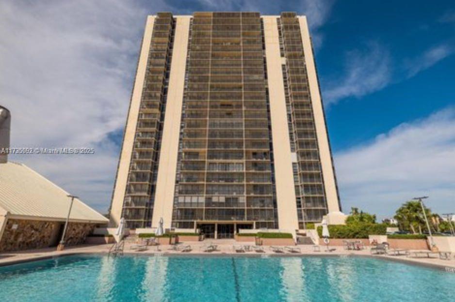 CORONADO CONDO- TOWER II - Residential