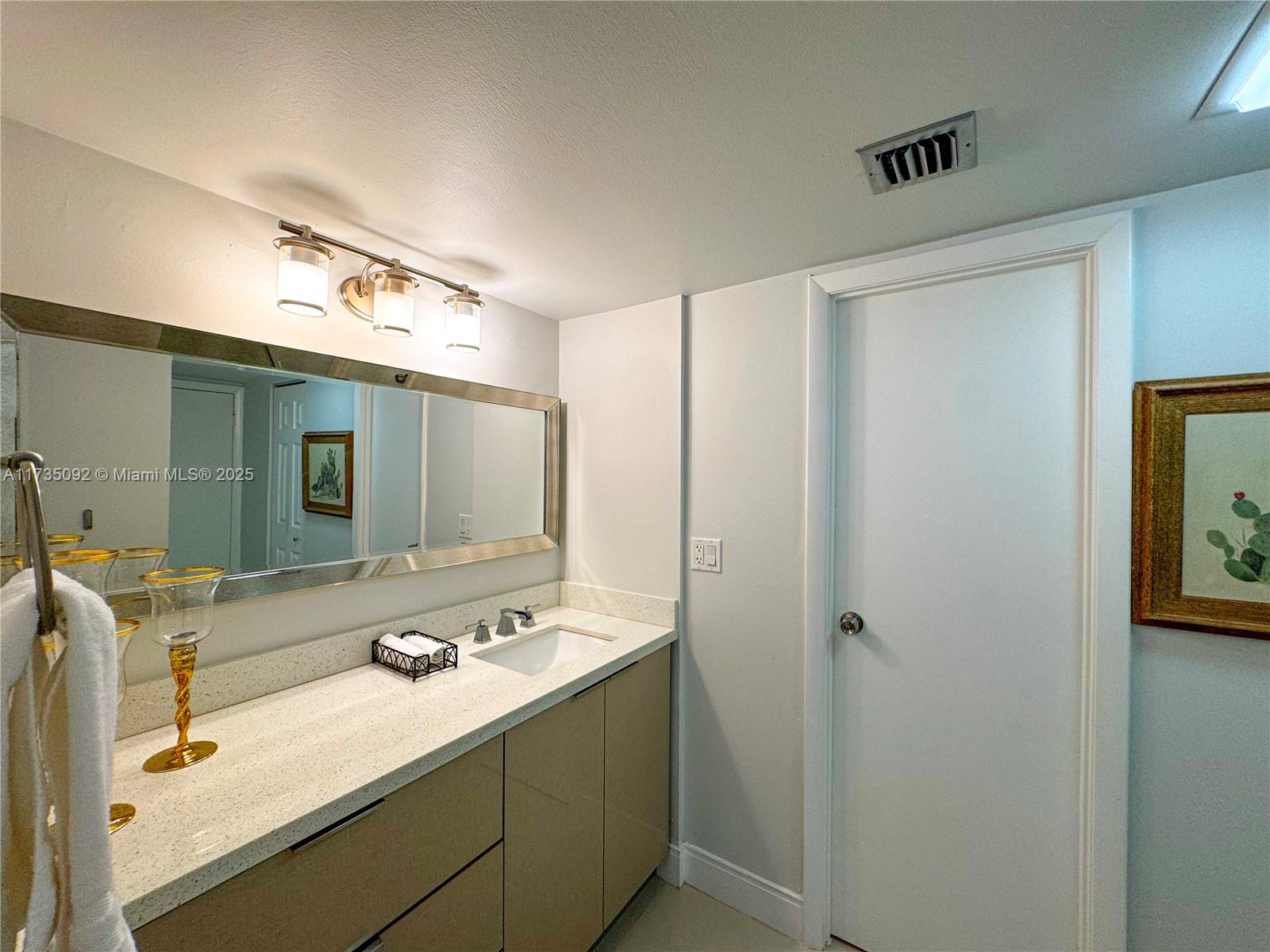 CORONADO CONDO- TOWER II - Residential