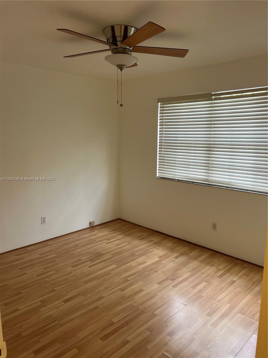 PEMBROKE POINTE SECTION T - Residential