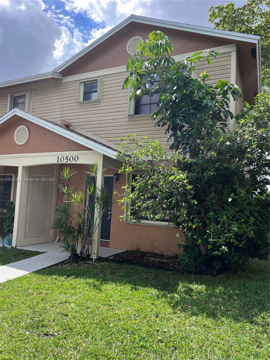 PEMBROKE POINTE SECTION T - Residential