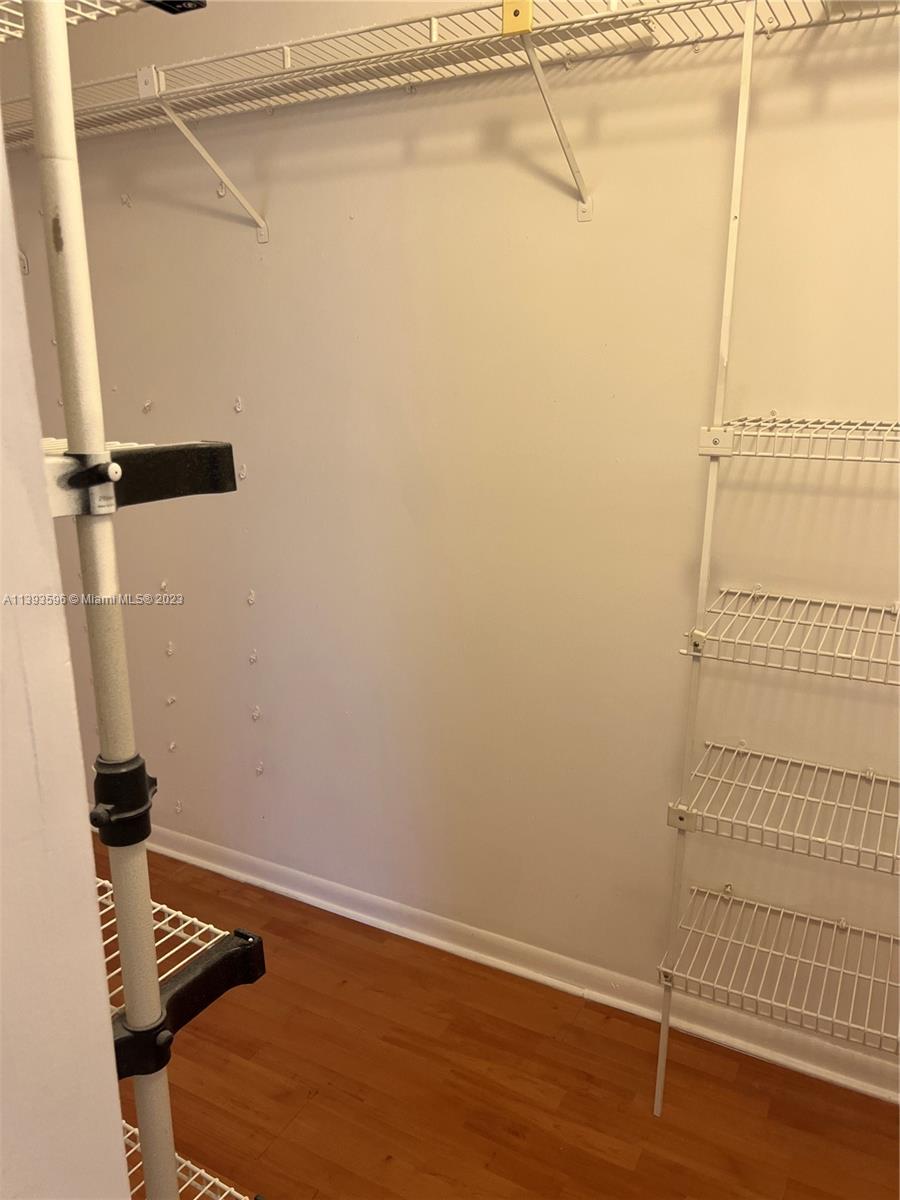 PEMBROKE POINTE SECTION T - Residential