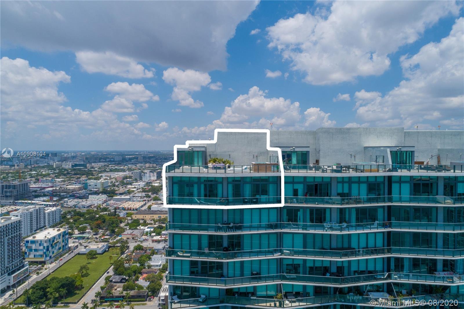 ICON BAY CONDO - Residential