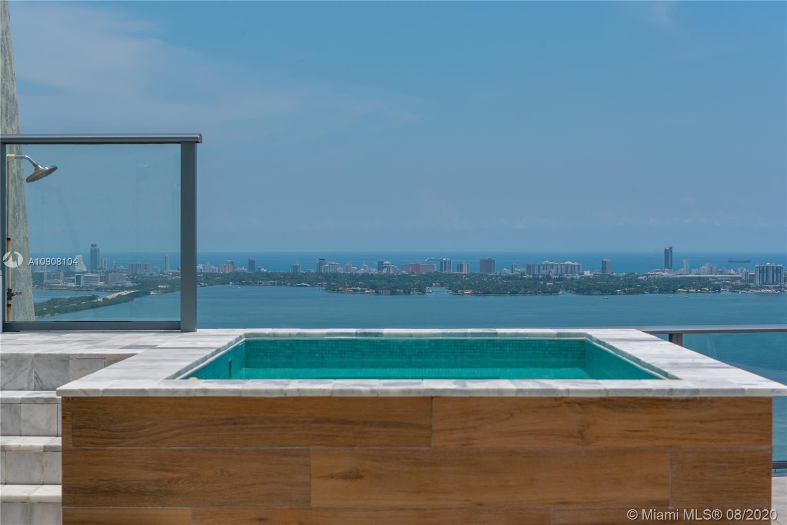 ICON BAY CONDO - Residential