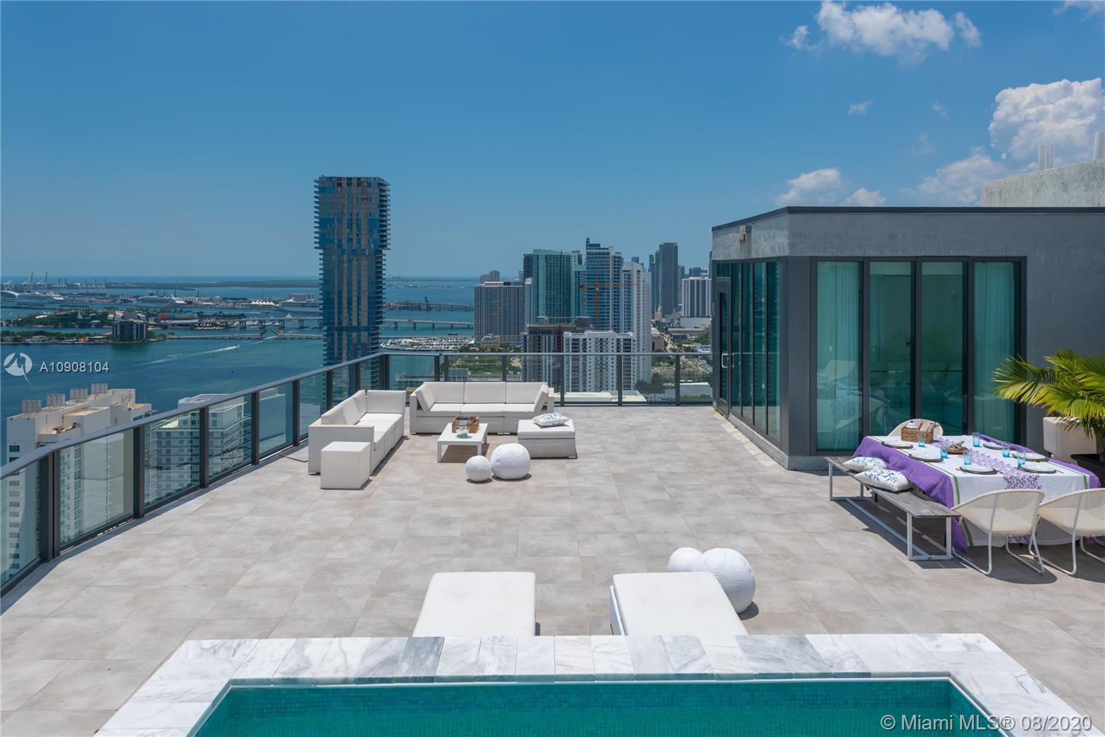 ICON BAY CONDO - Residential