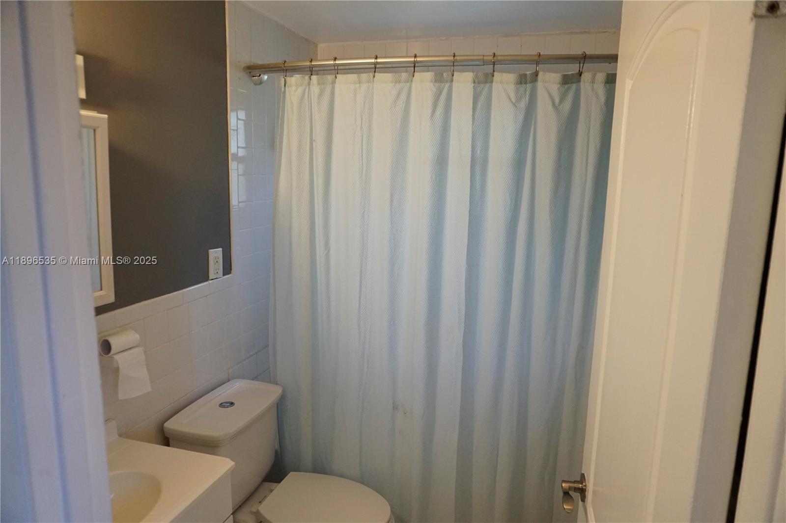 THIRD AMEND PLAT OF PORTI - Residential