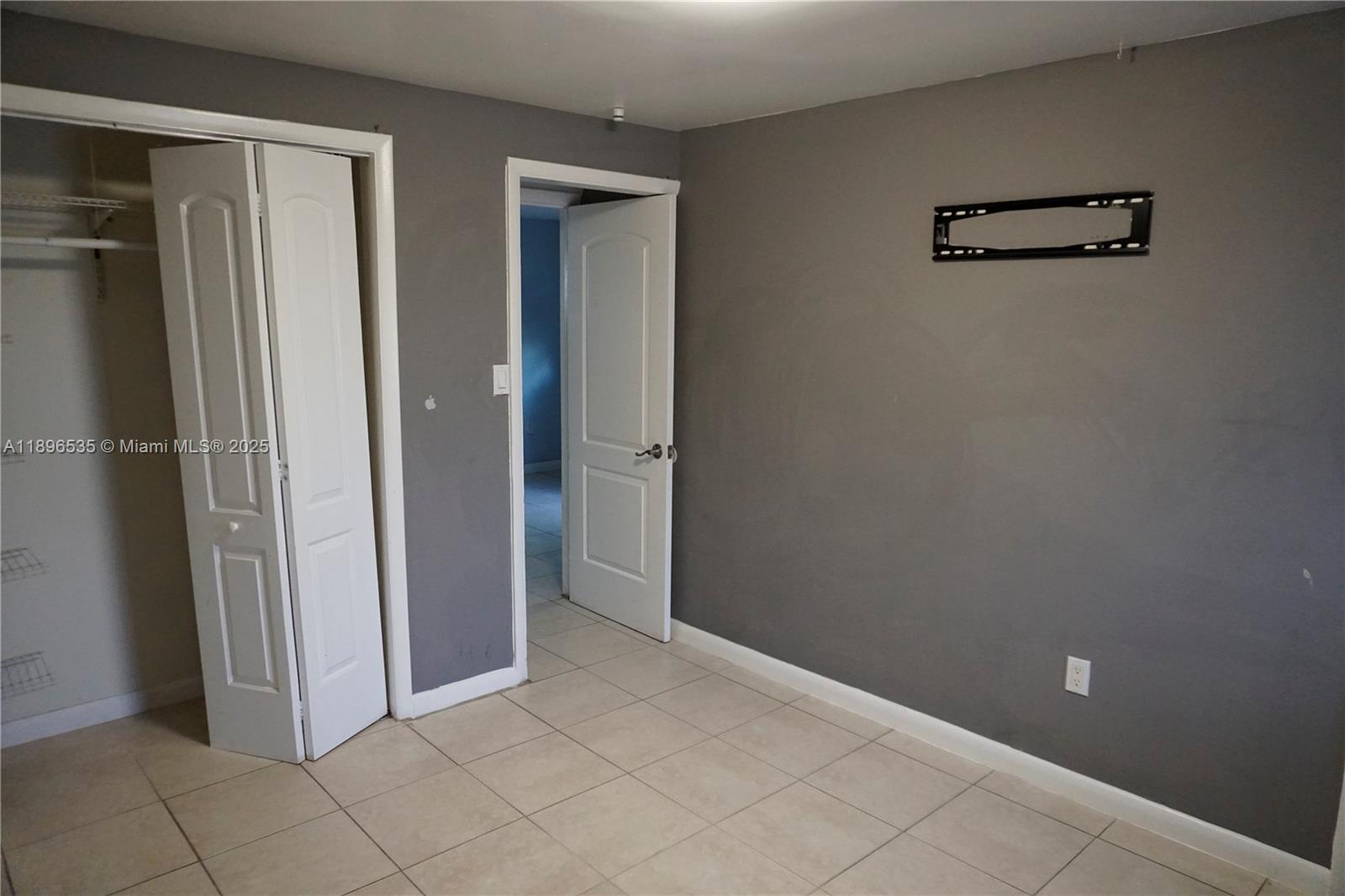 THIRD AMEND PLAT OF PORTI - Residential