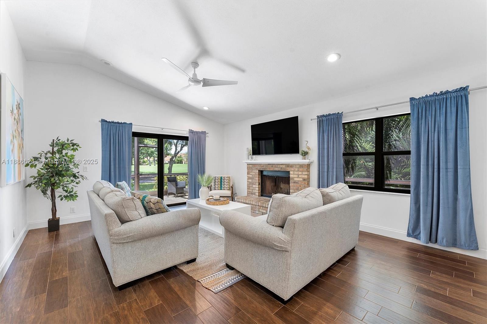 PGA RESORT COMMUNITY OF I - Residential