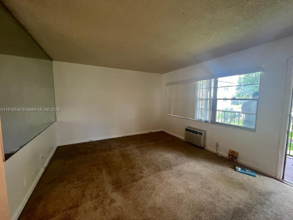 NEW HAMPTON AT CENTURY VI - Residential Lease