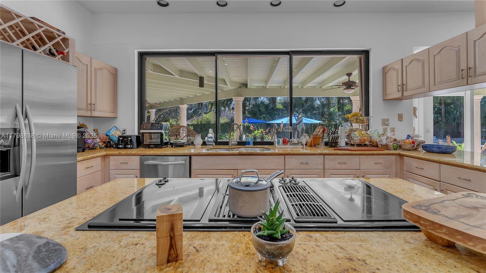 COUNTRY GROVE ESTATES - Residential