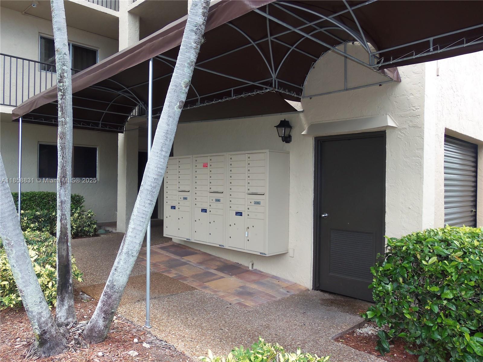 7740 NW 50th St 506