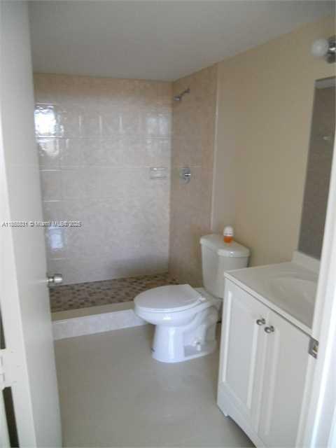 CASCADES OF LAUDERHILL 2 - Residential