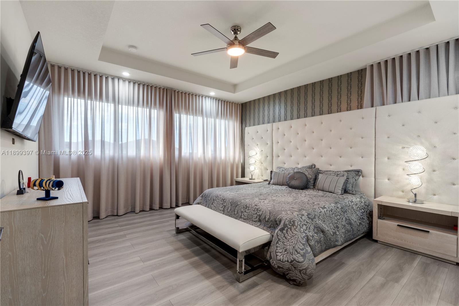 DUNNWOODY LAKE - Residential