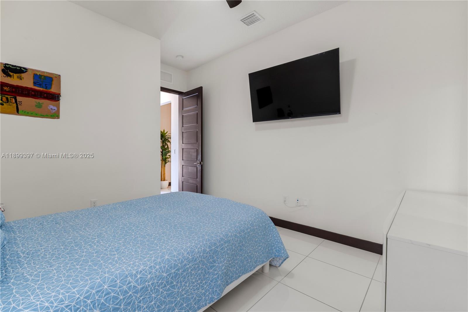 DUNNWOODY LAKE - Residential