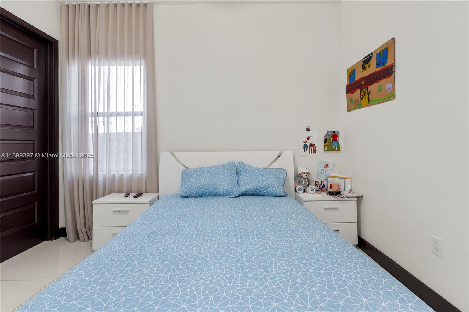 DUNNWOODY LAKE - Residential