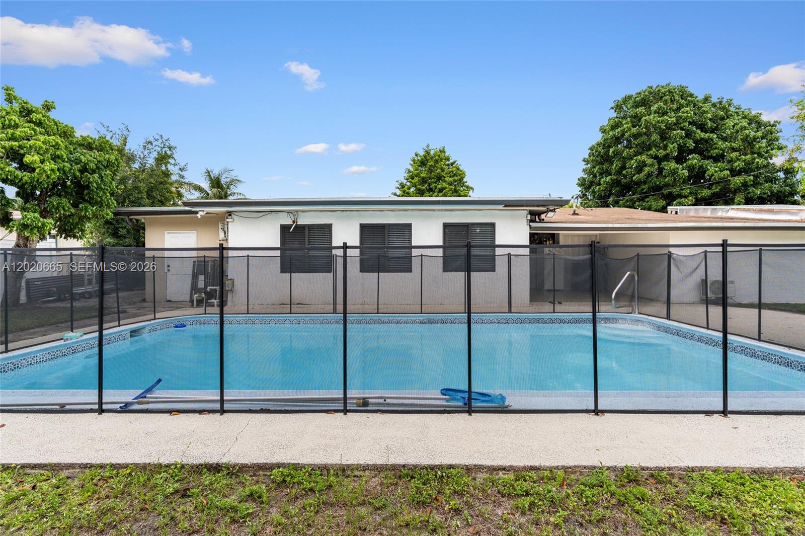 BREEZESWEPT PARK ESTATES - Residential