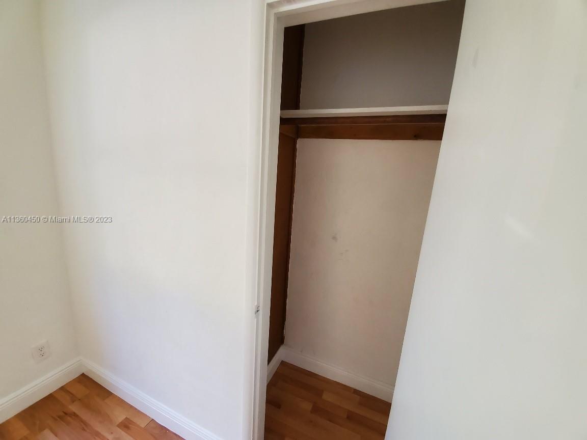 SUNKIST GROVE - Residential Lease