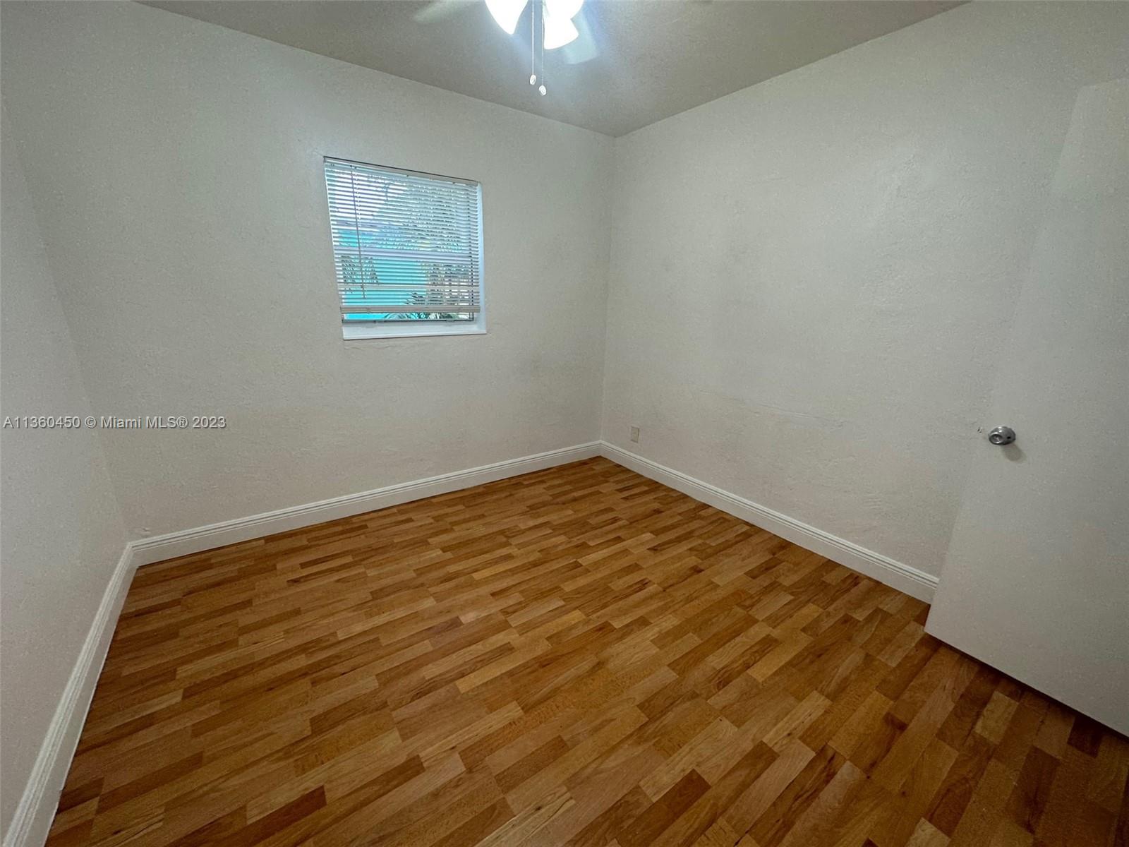 SUNKIST GROVE - Residential Lease