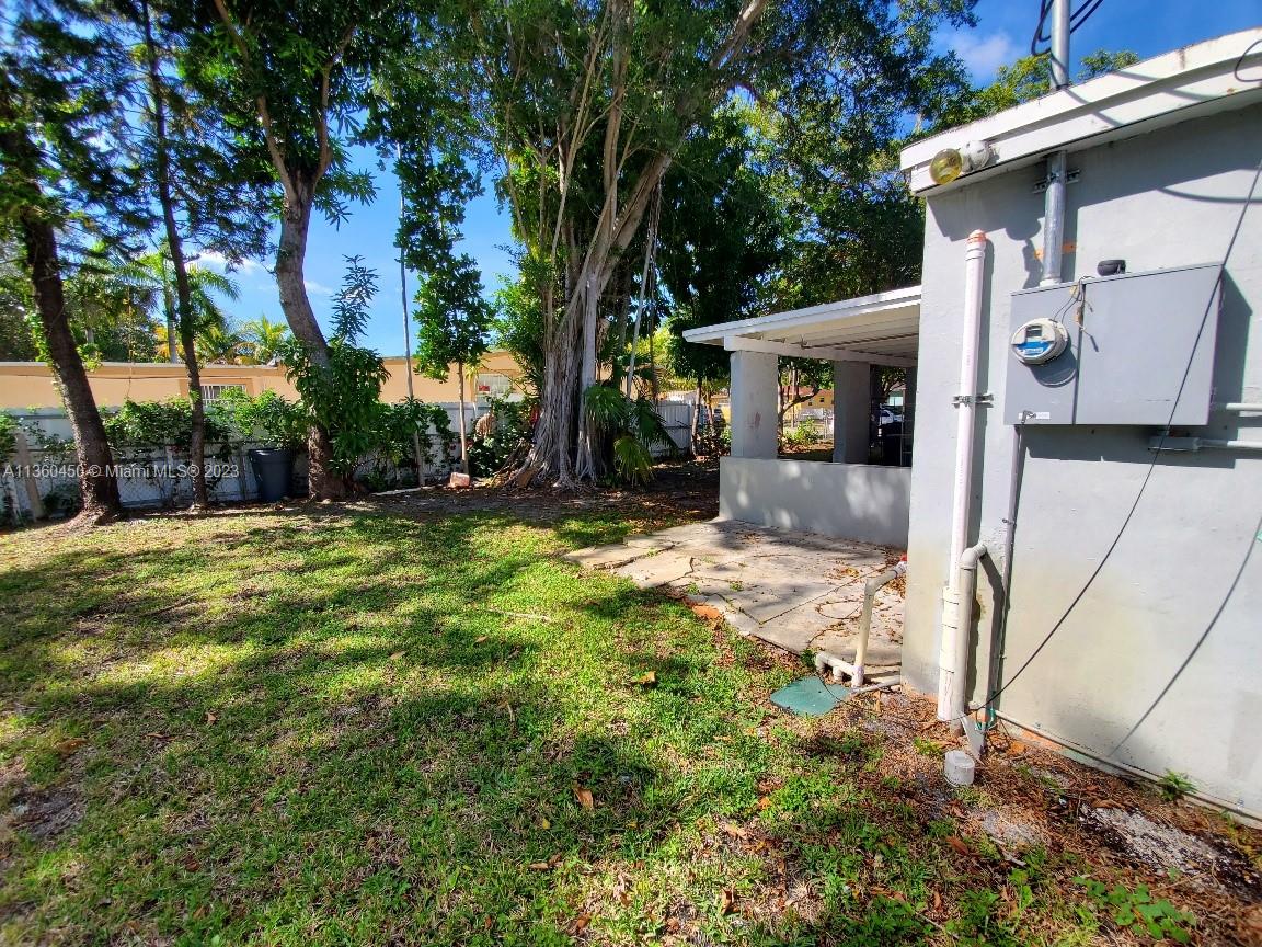 SUNKIST GROVE - Residential Lease