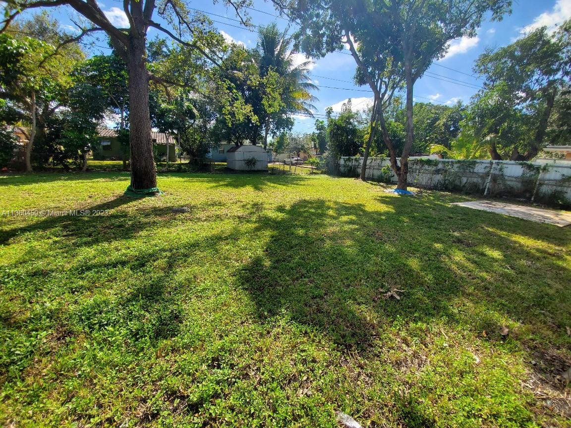 SUNKIST GROVE - Residential Lease