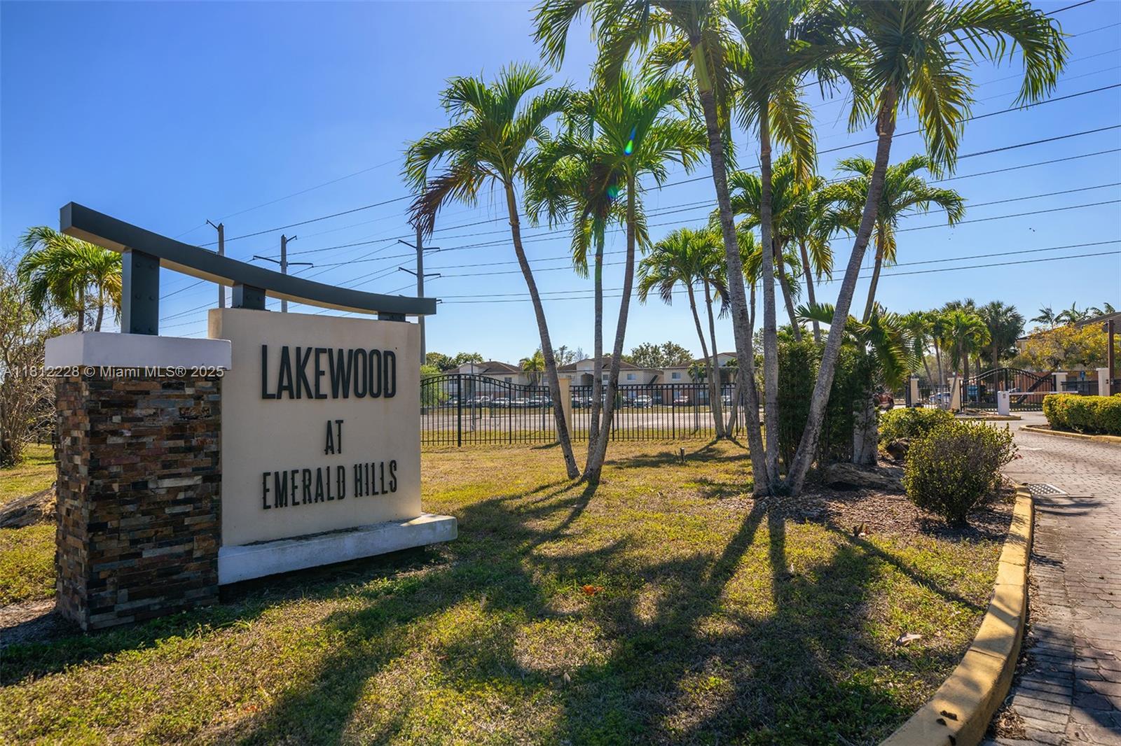 LAKEWOOD AT EMERALD HILLS - Residential