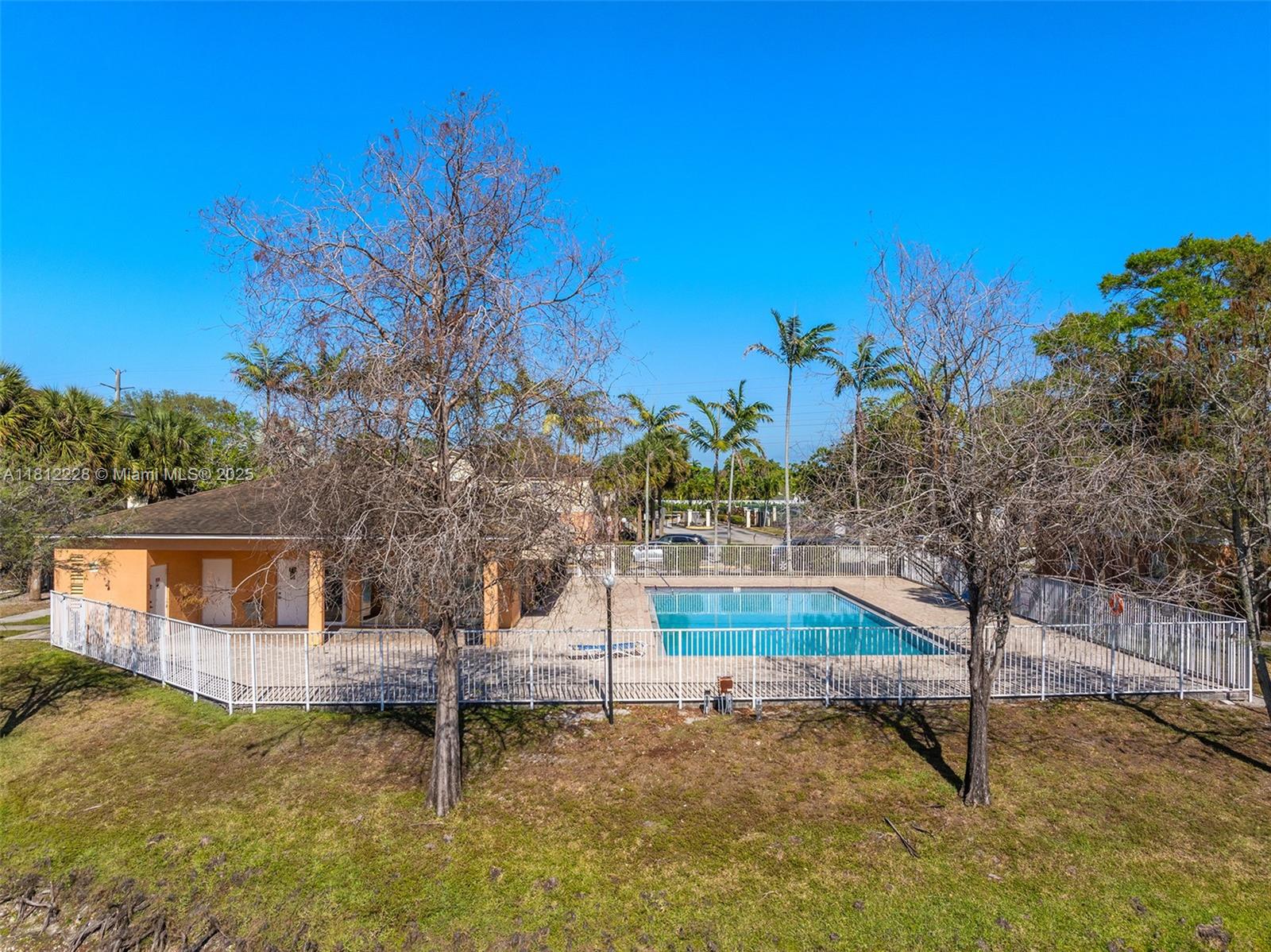 LAKEWOOD AT EMERALD HILLS - Residential