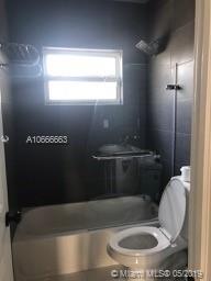 LAWRENCE ESTATE LAND CO - Residential Lease