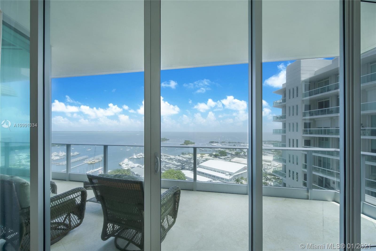 GROVENOR HOUSE CONDO - Residential