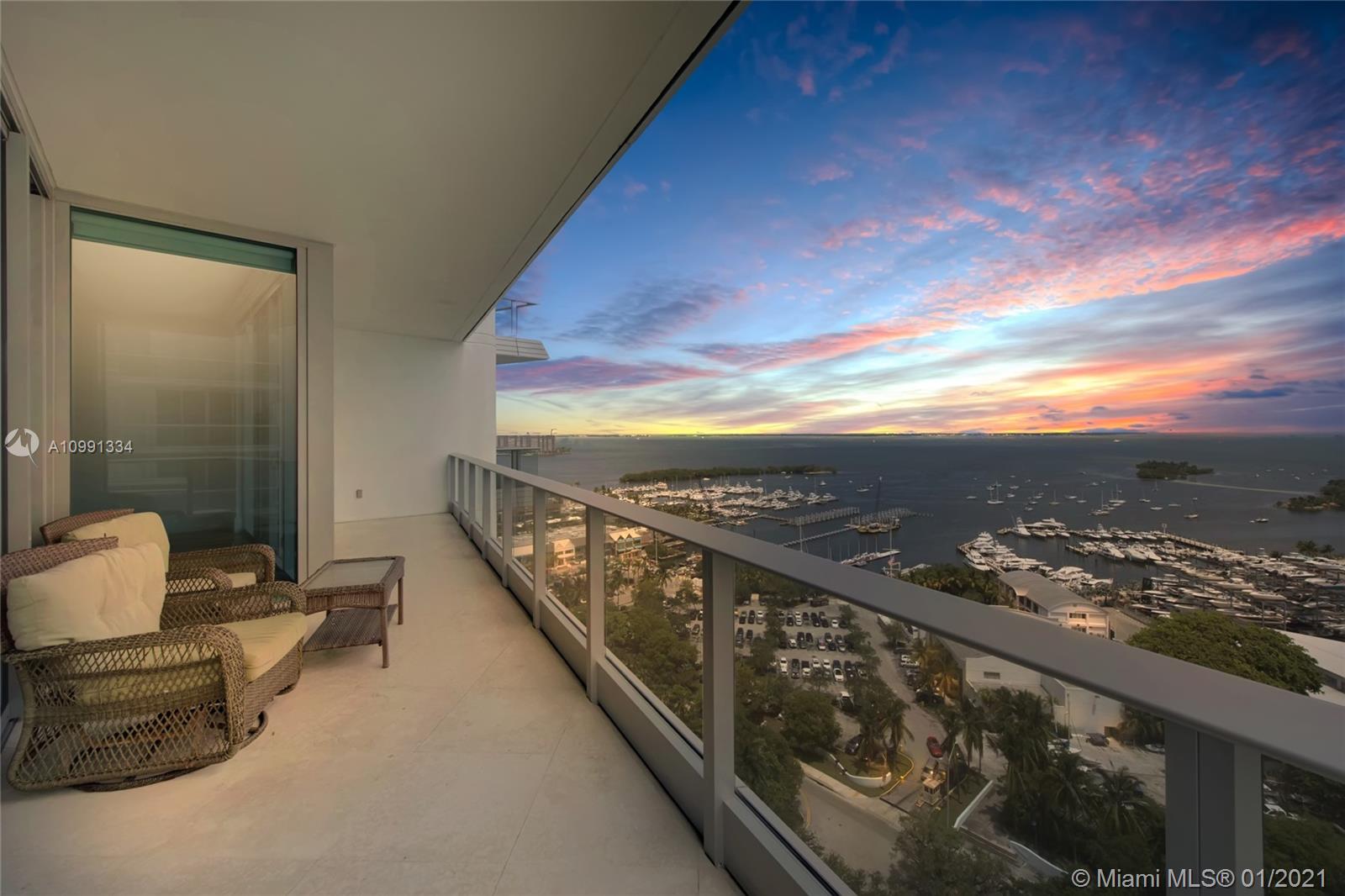 GROVENOR HOUSE CONDO - Residential