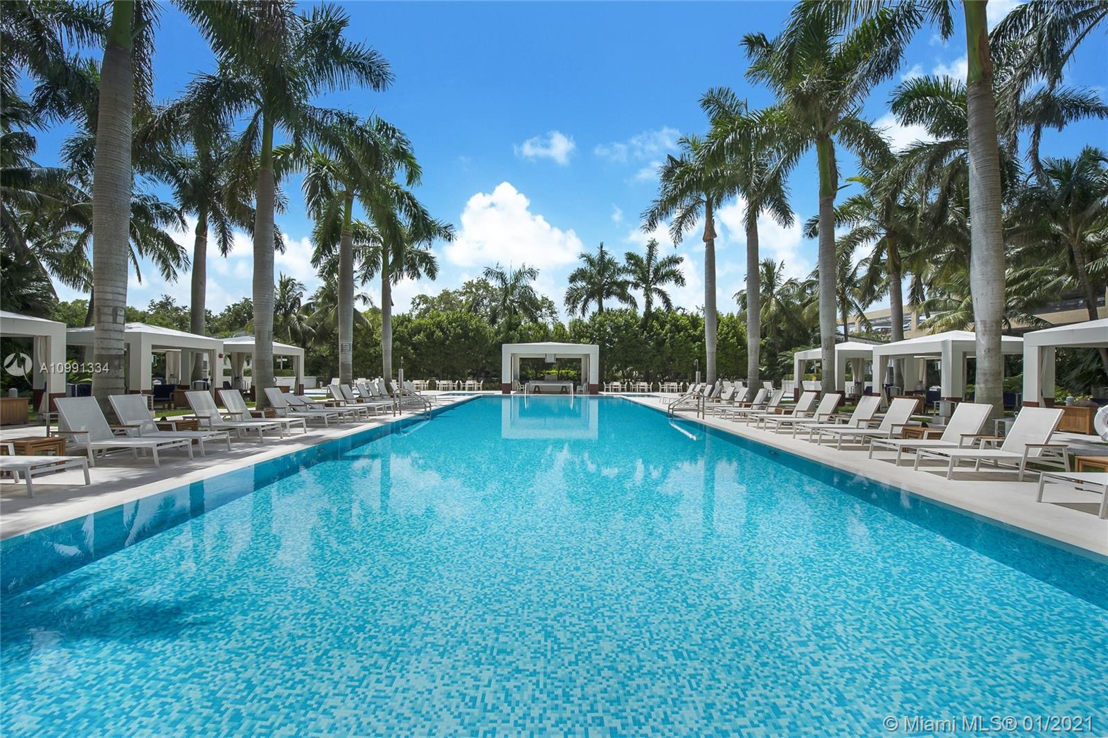 GROVENOR HOUSE CONDO - Residential