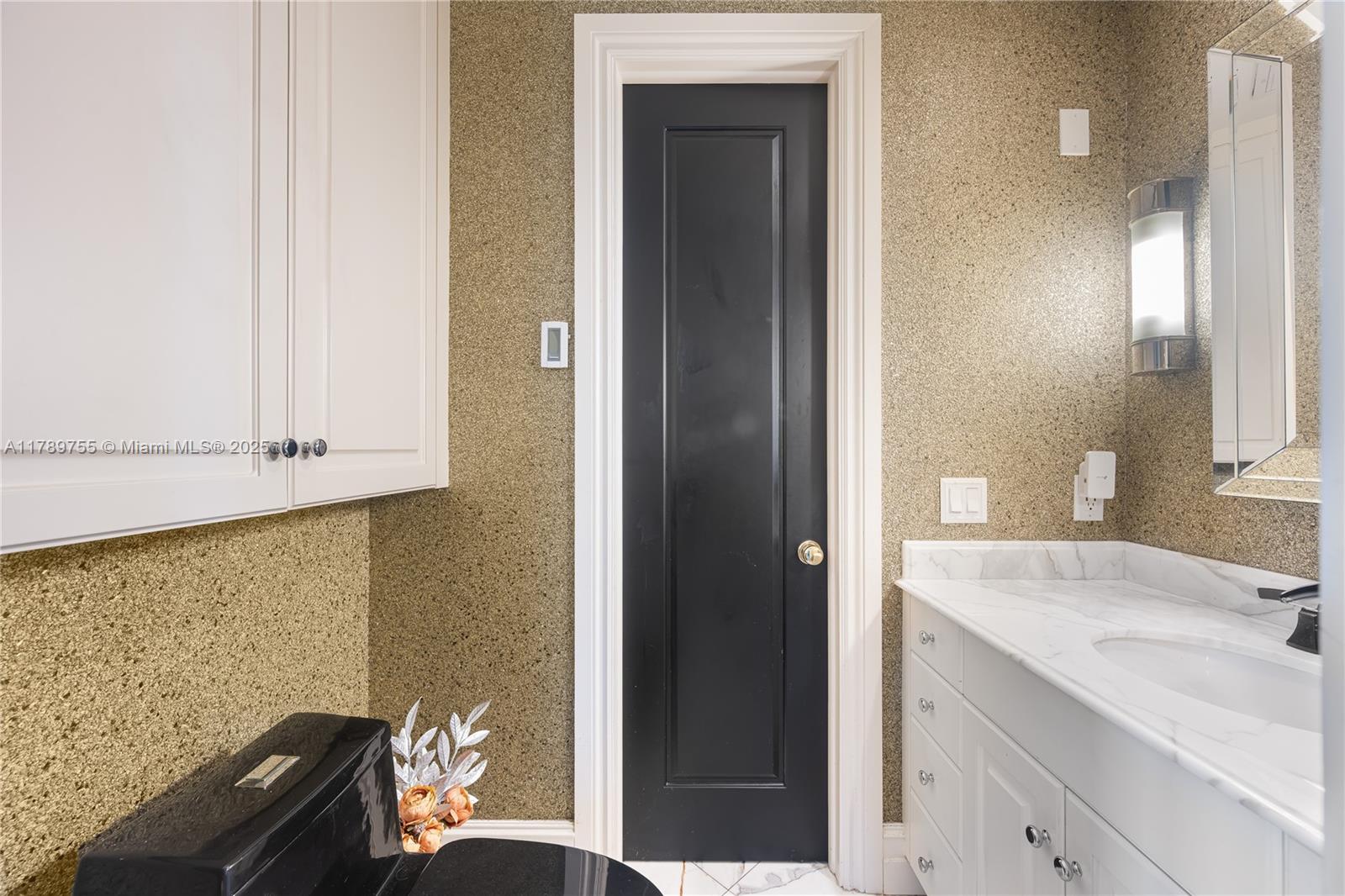 MARQUIS CONDO - Residential Lease