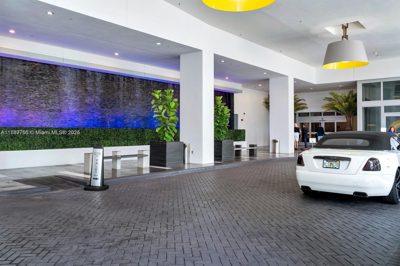 MARQUIS CONDO - Residential Lease