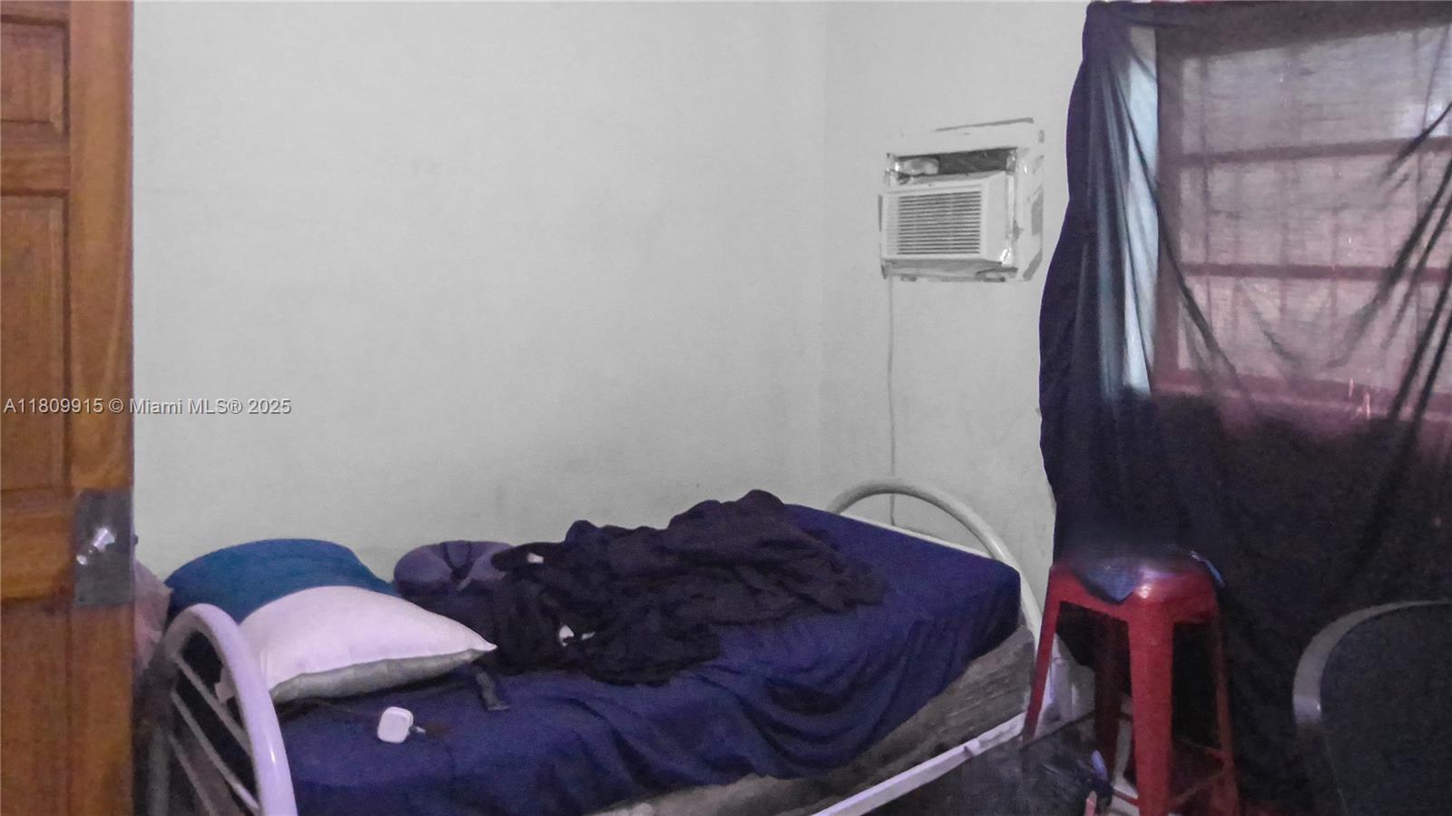 ANDERSON HEIGHTS - Residential