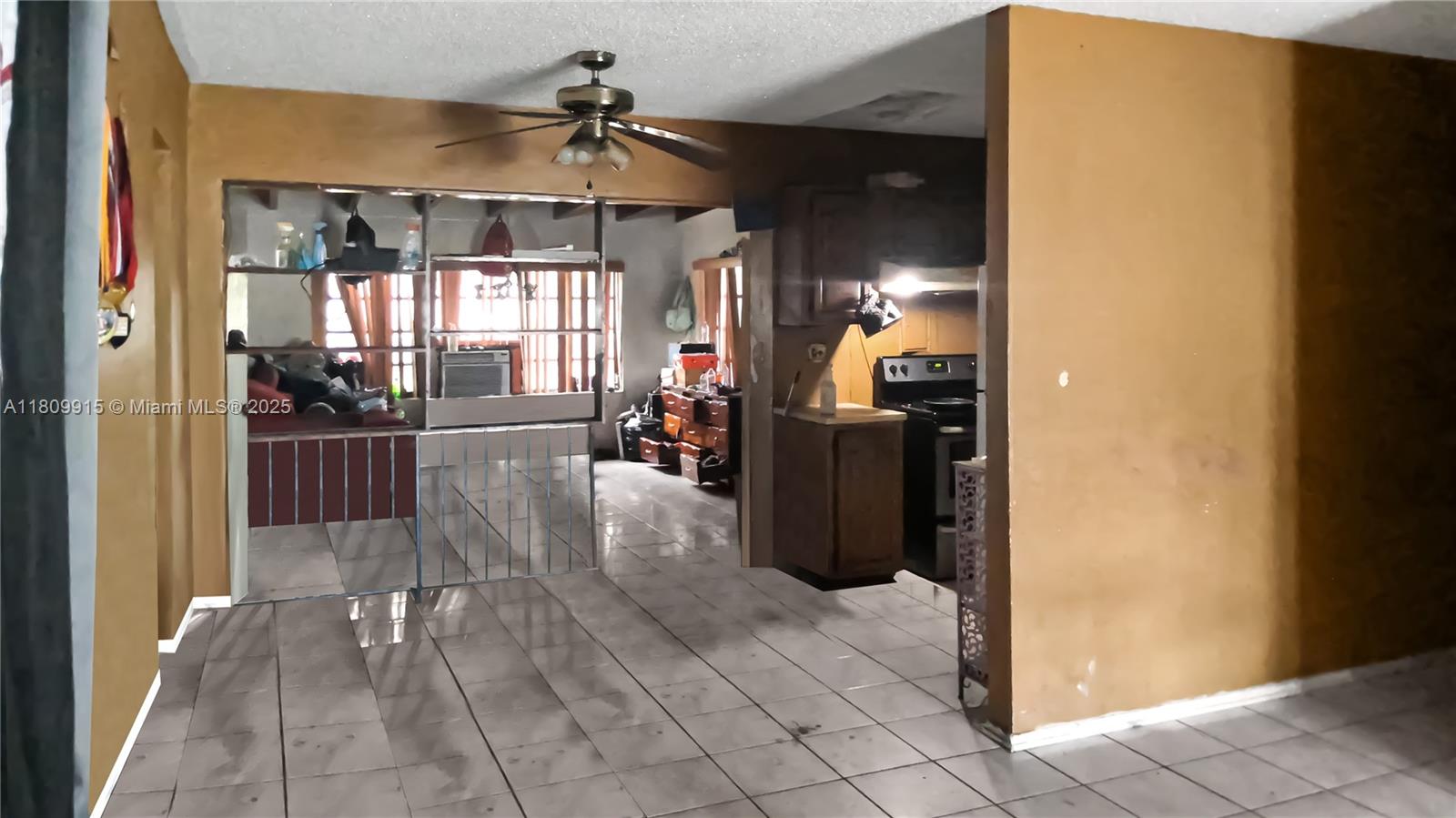 ANDERSON HEIGHTS - Residential