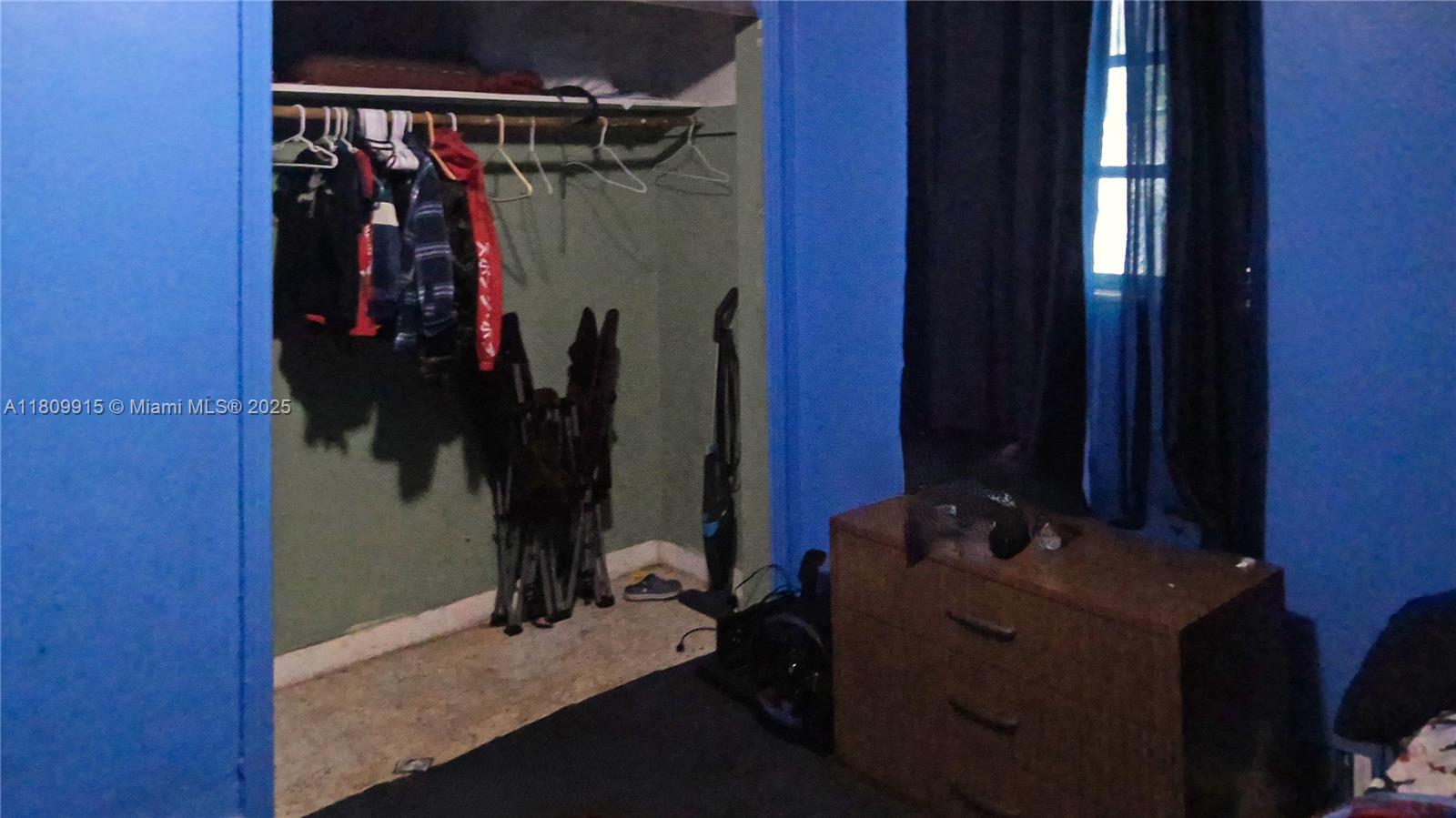 ANDERSON HEIGHTS - Residential