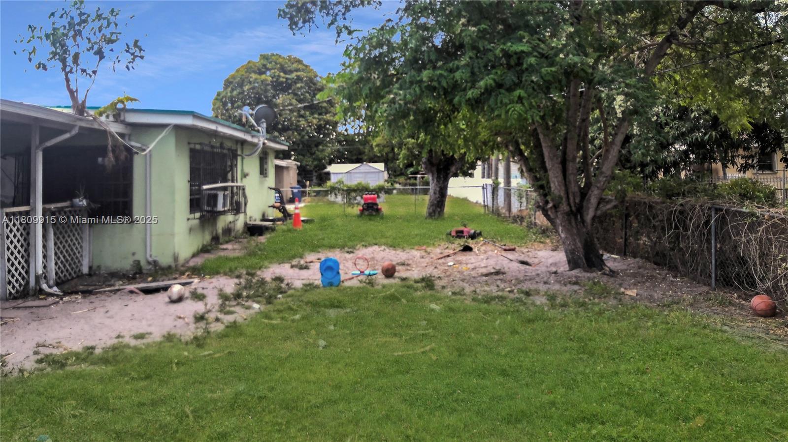 ANDERSON HEIGHTS - Residential