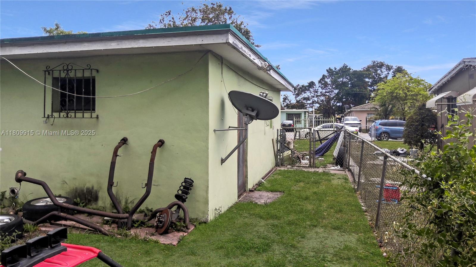 ANDERSON HEIGHTS - Residential